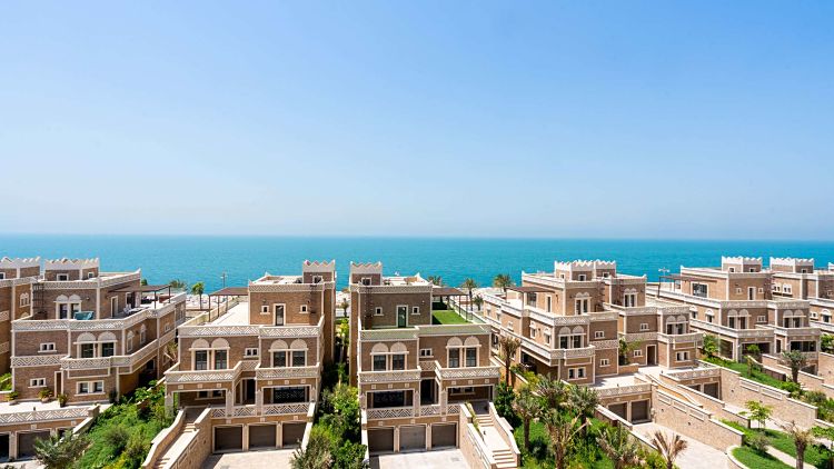 Balqis-Residence-Apartments-in-Palm-Jumeirah-Amazing-Views