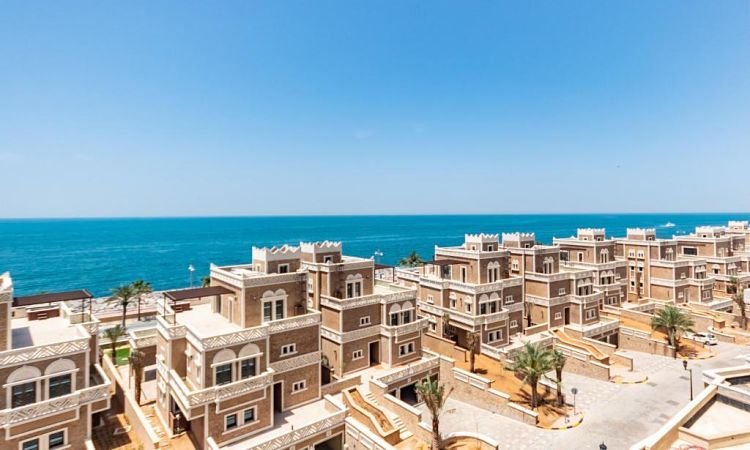 Balqis-Residence-Apartments-in-Palm-Jumeirah-Views