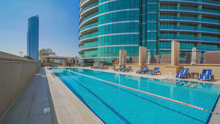 Marsa-Plaza-in-Dubai-Festival-City-Pool-Area